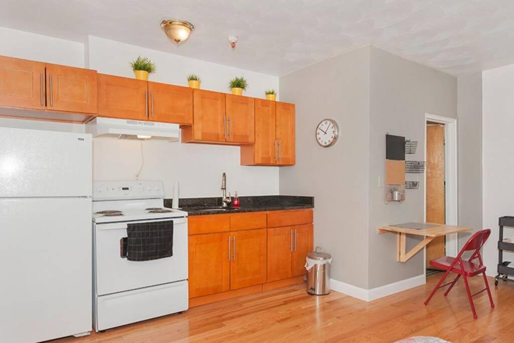 Downtown Studio Apt, Perfect For Medical Workers Boston Exterior foto